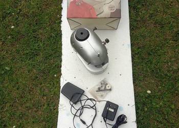 Sprzedam mini maszynę do szycia