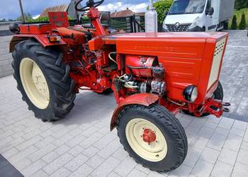 ## Władymiriec T-25A1 z maszynami ##