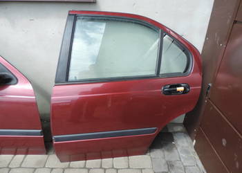 HONDA CIVIC 6 HB DRZWI LEWE TYLNE R-500P