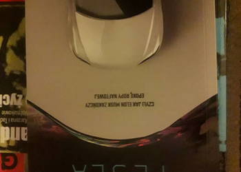 @ TESLA CZYLI JAK ELON MUSK ZAKOŃCZY ERĘ ROPY NAFTOWEJ Hamish McKenzie