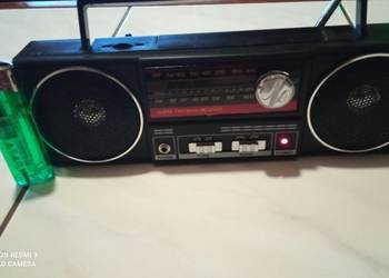 Małe radio na baterie sprawne sprzedam