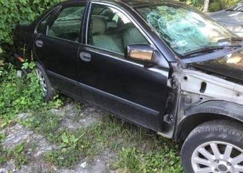 Klapa bagażnika volvo s40 96-04 czarna 324-12 / 332-22