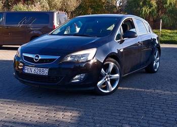 Opel Astra 1.6T 180KM Automat Navi Klimatronic Alu 19" Zarejestrowany w RP!