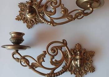 Komplet pięknych, mosiężnych świeczników do pianina.