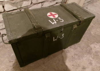 Skrzynia wojskowa medyczna wym. 78x31 wys.40 cm