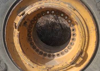 Felgi do ładowarki Volvo L 220 D E F G H