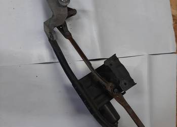 Hyundai Trajet  mechanizm wycieraczek + silniczek