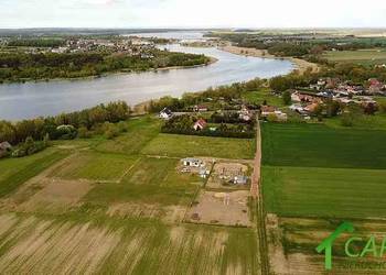 Grunt 6277 metrów Wolin