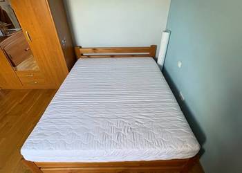 Łóżko drewniane 160x200 plus stelaż i materac