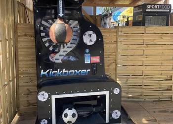 Automat zarobkowy Kickboxer firmy Jakar