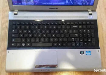 Laptop Samsung RV520 windows 8.1 / 6GB / 465GB - i3  - polecam