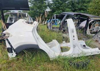 PRAWY BŁOTNIK PROG PYW HYUNDAI TUCSON III