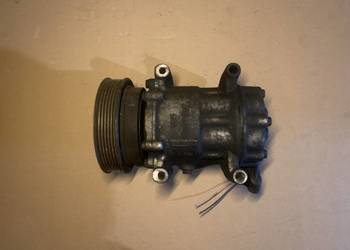 Sprężarka kompresor klimatyzacji 8200365787 Renault Clio III