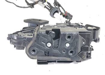 ZAMEK DRZWI LEWY PRZÓD VW PASSAT B8 Kombi 5NB837015B