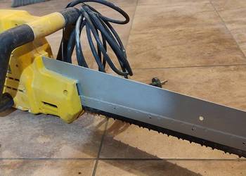 DeWalt DW393  Aligator Piła do pustaków