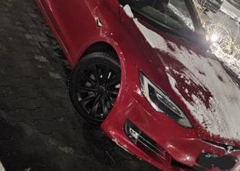 Tesla s 2018 4x4 525KM ZAMIANA