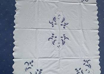 Biały obrus 110x140