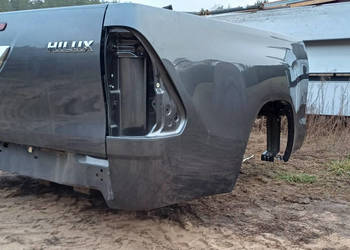 Paka, tylna skrzynia TOYOTA HILUX Extracab (2023 r.) NOWA
