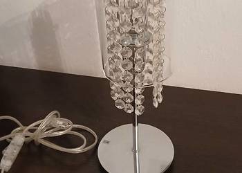 Lampa na stół piękna