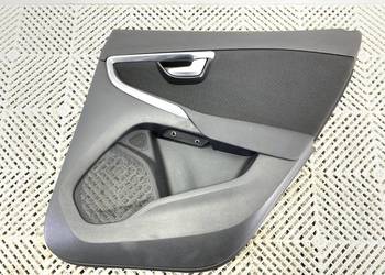 BOCZEK DRZWI PRAWY TYŁ VOLVO V40 Hatchback TAPICERKA