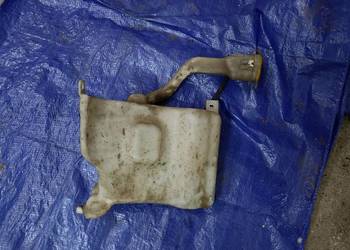 Zbiorniczek spryskiwaczy wraz z pompką oraz czujnikami Mercedes W209