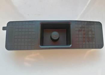 VOLVO XC60 lewe mocowanie dokladki zderzaka tyl OE 31383616