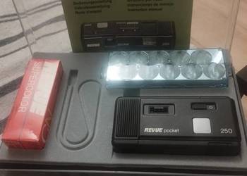 Aparat fotograficzny Revue Pocket 250 stary lampka błyskowa