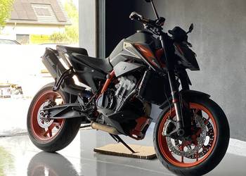 KTM Duke 890 R ,naked 790 Brembo street Akropovic