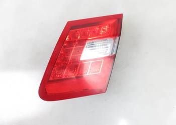 LAMPA PRAWA TYLNA KLAPA MERCEDES W212 2128200864