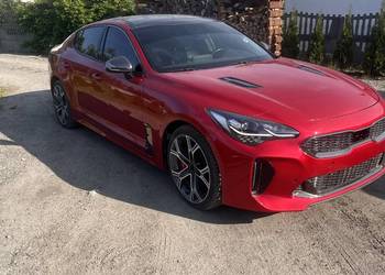 Kia stinger