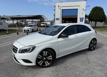 Mercedes A 1.6 BENZYNA Klimatyzacja Nawigacja Ledy Tempomat Bluetooth