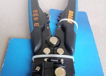 Szczypce do ściągania, zaciskania, cięcia izolacji Nowe