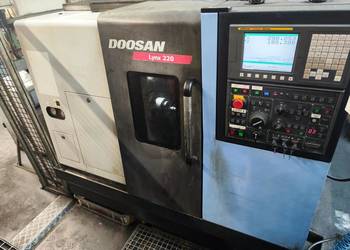 Tokarka CNC DOOSAN LYNX 220A