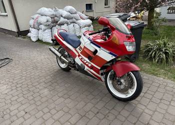 Honda CBR 1000 F