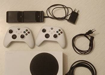 Xbox series s 2 pady stacja ładowania akumulatory