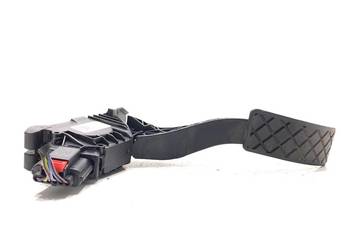 POTENCJOMETR GAZU VW GOLF VII 5Q1723503K 1.5 130KM PEDAŁ