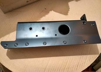 Wspornik podłużnicy prawej Audi Q7 4M 4M0801692D