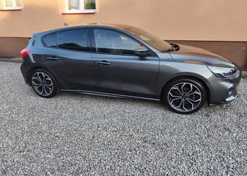 Sprzedam Forda Focusa St-line2019 r , 1.5 benzyna 182KM.