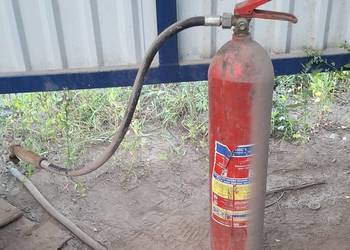 Pusta gaśnica CO2 5KG z zaworem