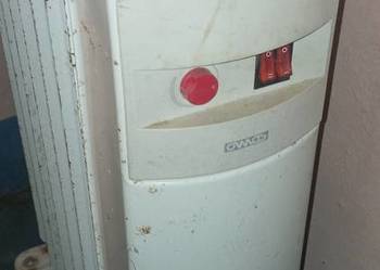 Grzejniki elektryczne widoczne na zdjęciu