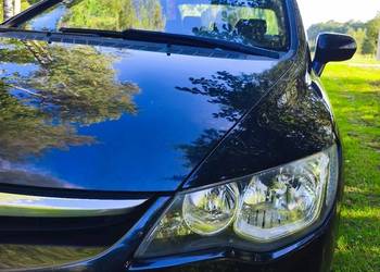 Honda Civic VIII 1.3b ima hybryda