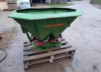 Rozsiewacz nawozów amazone 402 400l pojemności
