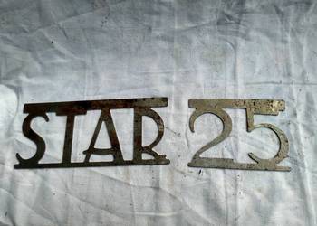 Napis ,, STAR 25"