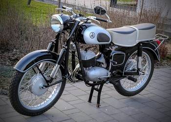 Piękna SHL M11 175 (1963) – Odrestaurowana, zgodne numery + książeczka