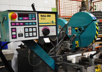 21. BERG & SCHMID VELOX 350 HA – półautomatyczna przecinarka do metalu