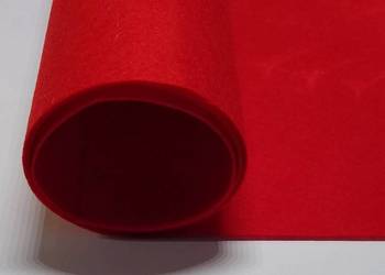 Filc Czerwony Dekoracyjny 1mm 150g/m2 (30 cm x 101 cm)