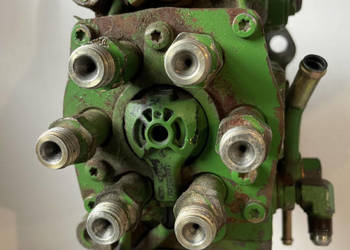 John Deere 6820 6920 - pompa wtryskowa Bosch VP44 RE501275