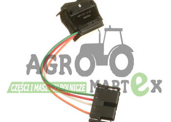 255676A1 PRZEŁĄCZNIK TYLNY TUZ CNH