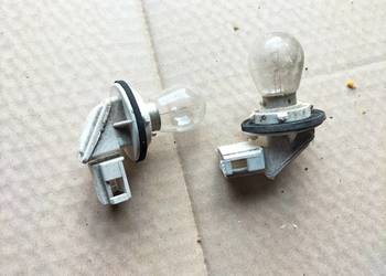 SEAT CORDOBA MK1 TOLEDO  WTYCZKA KOSTKA WKŁAD ŻARÓWKI LAMPY TYŁ TYLNEJ