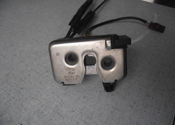 Zamek bagażnika Ford Fiesta mk6